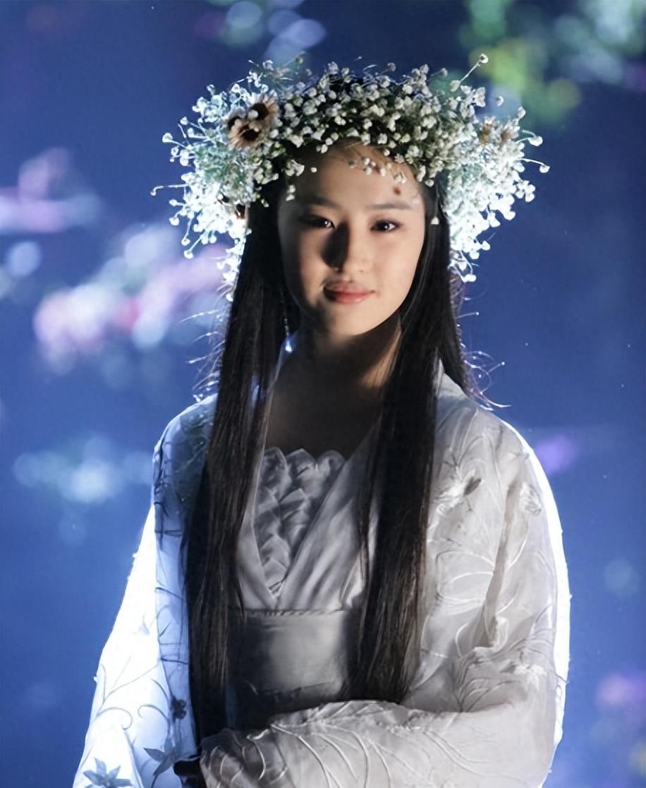 什么叫一张嘴毁了脸蛋,金晨和袁姗姗谁漂亮