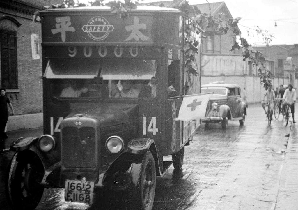 日军兽行：当着男人的面玷污了女儿，临走还残忍割下妻子乳房4