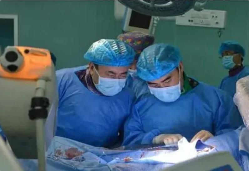 大爷心脏移植变年轻,60岁老汉换心脏后性情大变