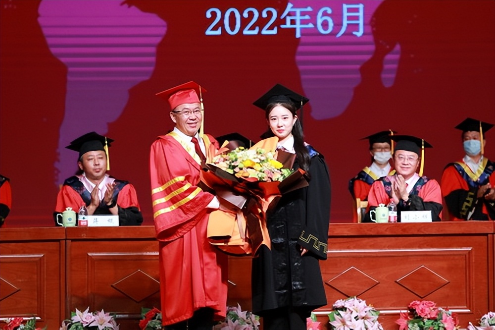 哈尔滨金融学院毕业10年,哈尔滨金融学院2022年毕业时间