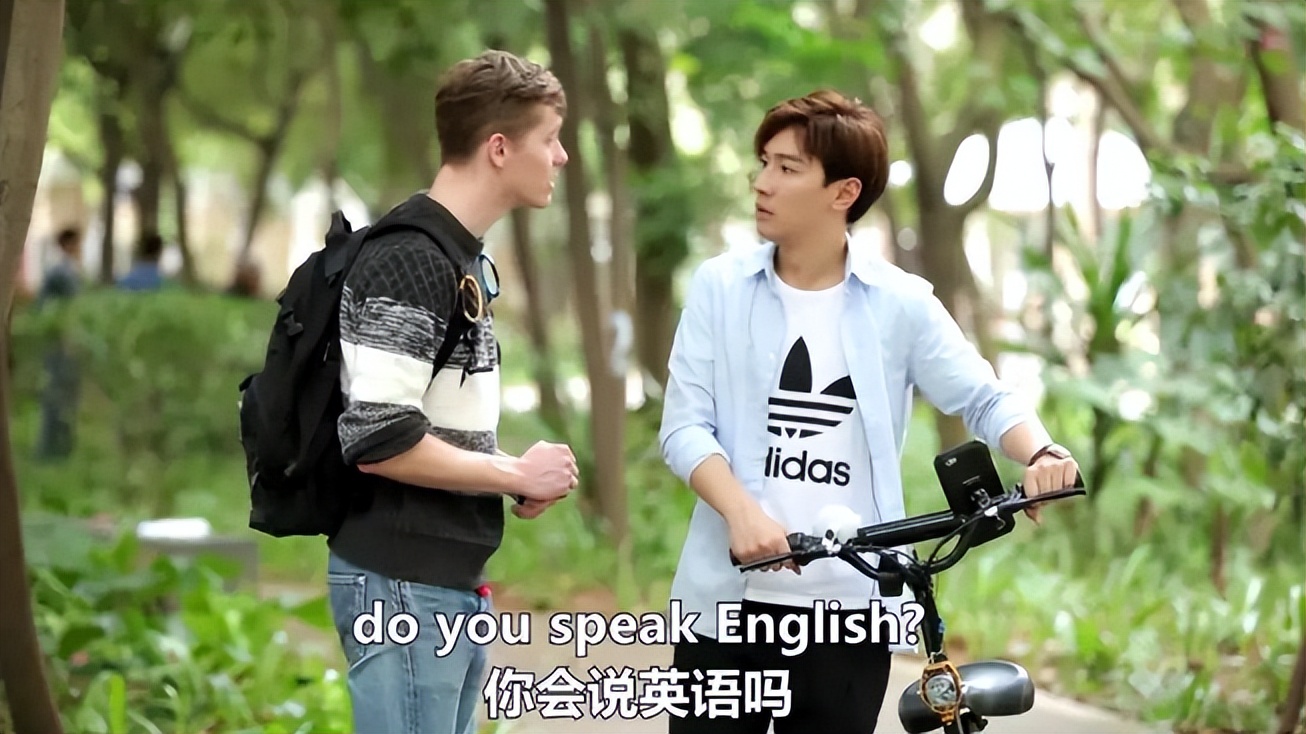 2006年，23岁小伙退娱乐圈，成网红英语老师，月变现超百万