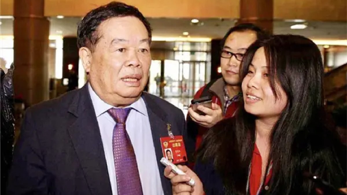 曹德旺的成功是靠他哥哥吗,曹德旺初次创业谁拉了他一把