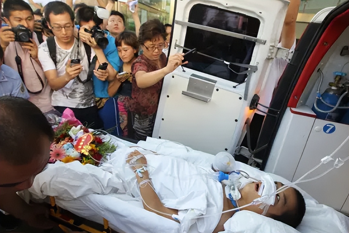 13岁男孩遭两名同学欺凌致死,山东一男孩遭多人霸凌