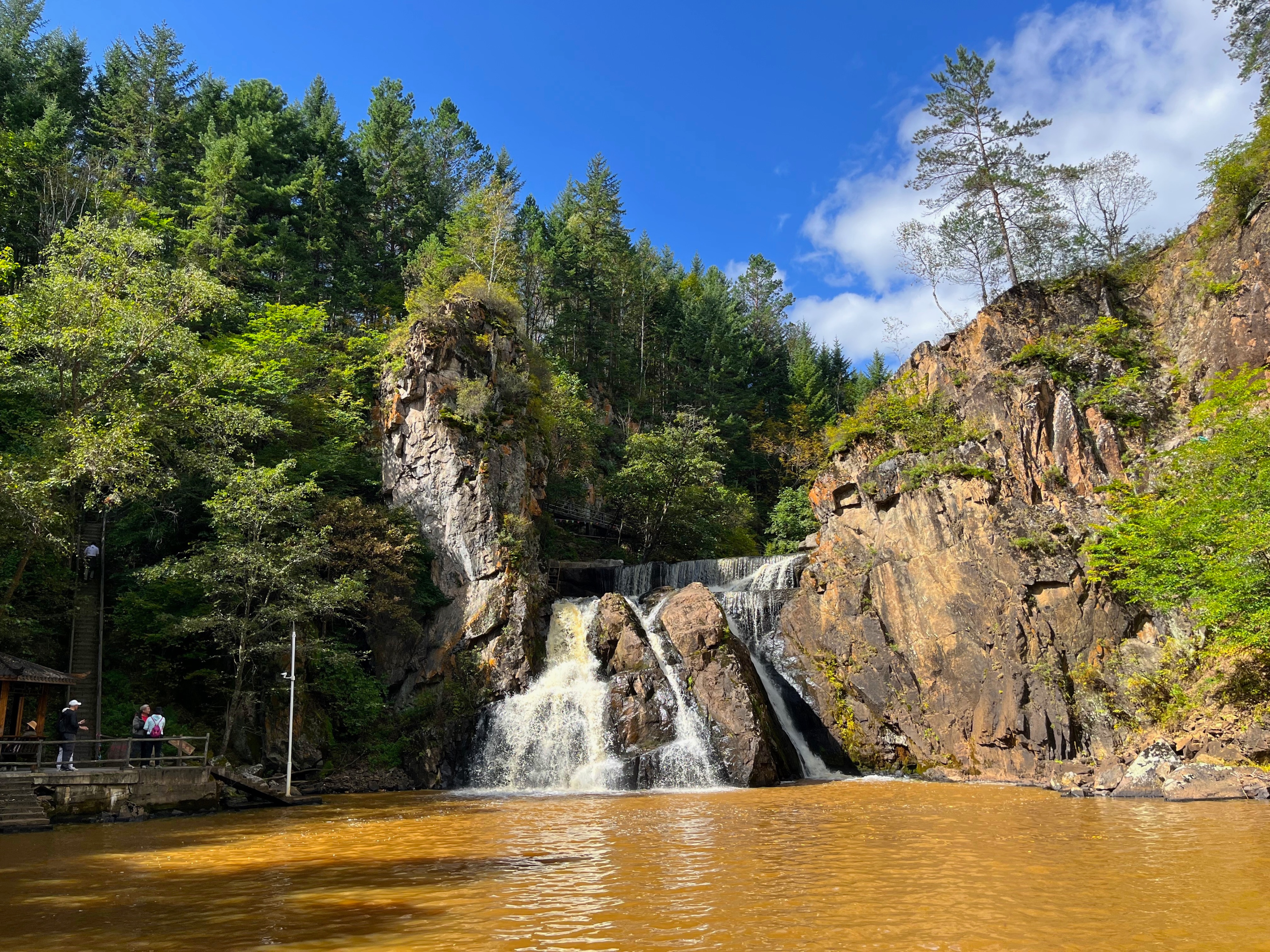 夫妻自驾11000公里,夫妻两人自驾游最新视频