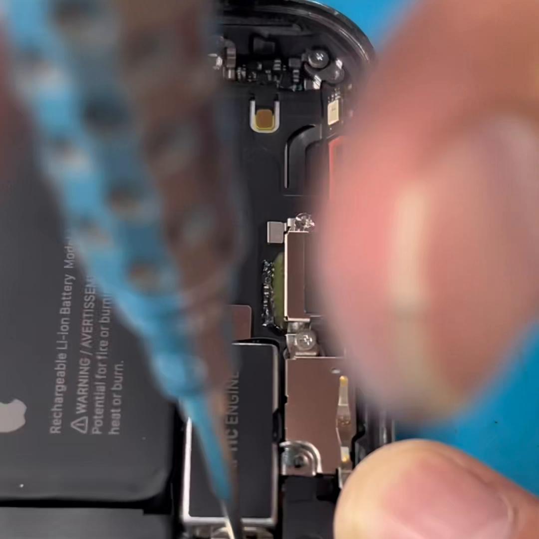 iphone14pro更换原装后玻璃官方,iphone14pro后玻璃更换过程