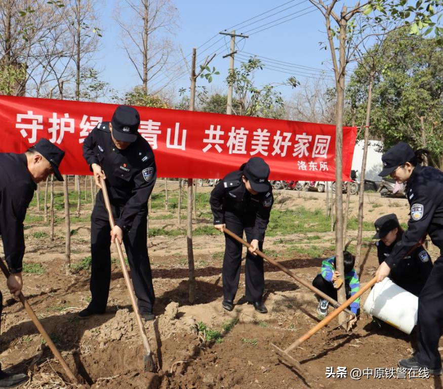 拥抱春天播种希望植树节手抄报,植树节拥抱春天播种梦想主题班会
