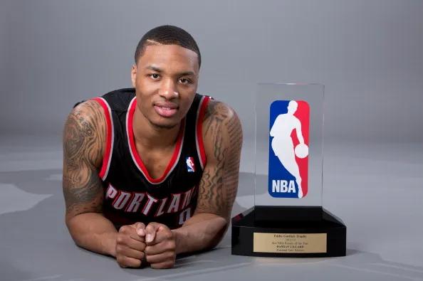 一人一城一表——达米安利拉德