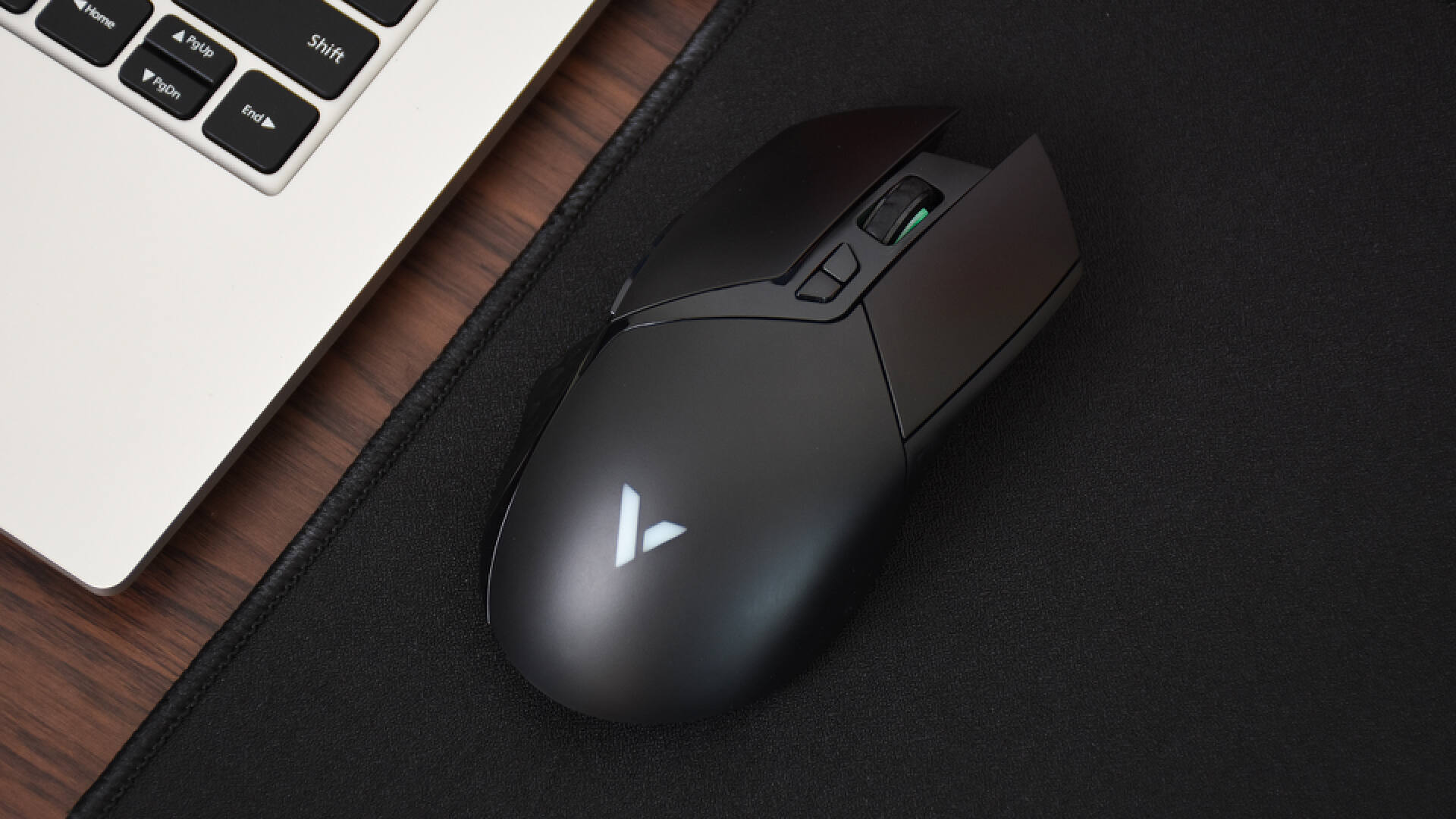 雷柏V30W游戏鼠标,雷柏鼠标垫v10c和v10s