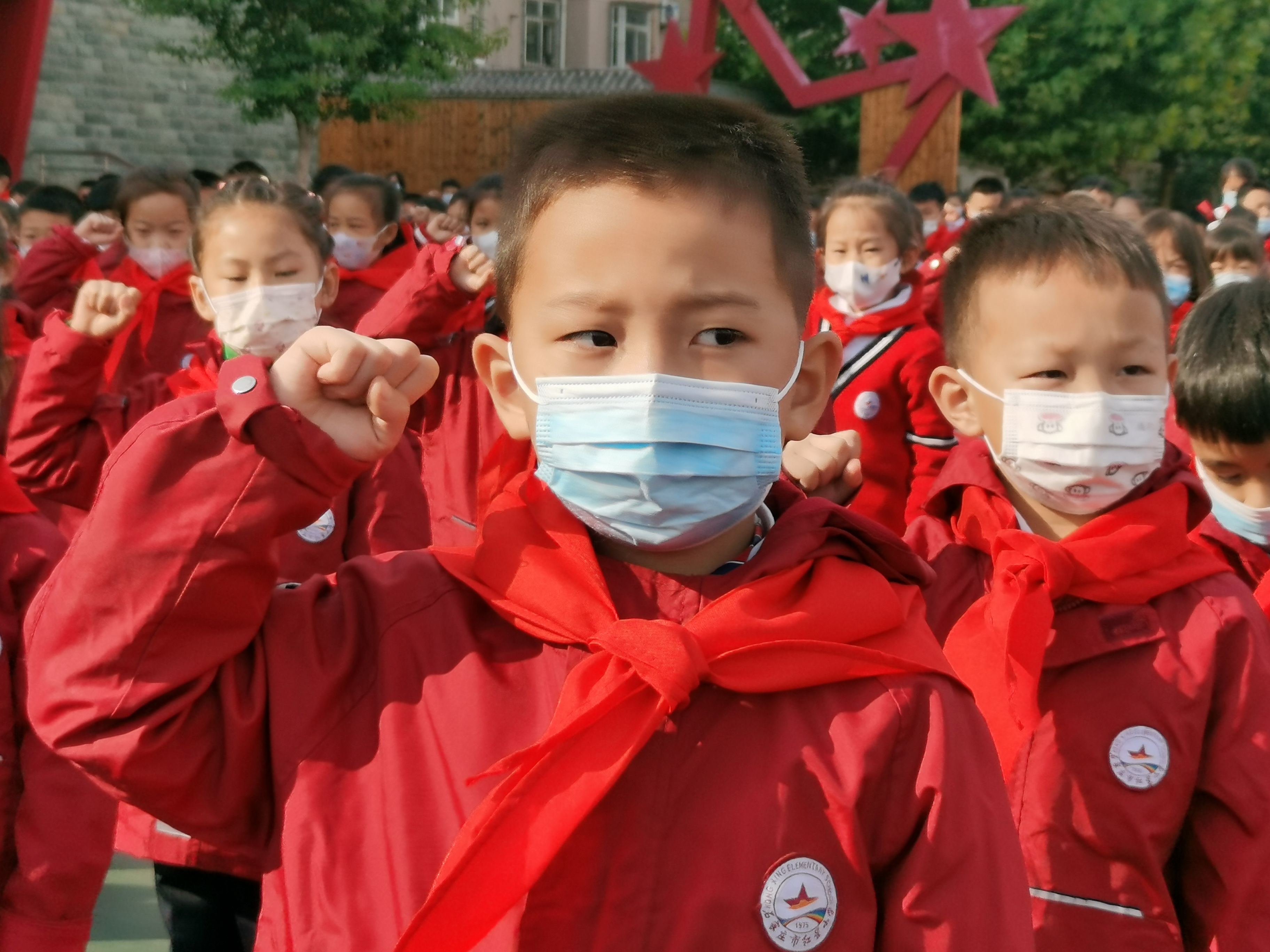 “童心向*党**强国有我”--石家庄市红星小学“献礼二十大”入队仪式