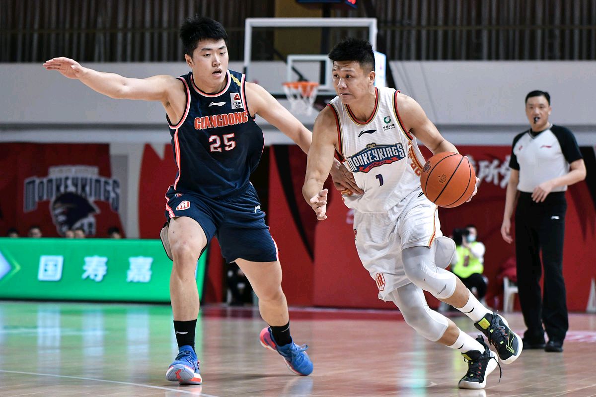 王者回归！辽宁籍前锋接班周鹏杜锋培养三年见奇效下赛季挑大梁