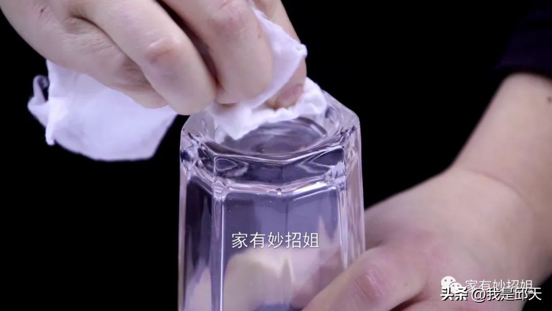 房间里放上一瓶风油精，除了清凉止痒，还有这些妙用