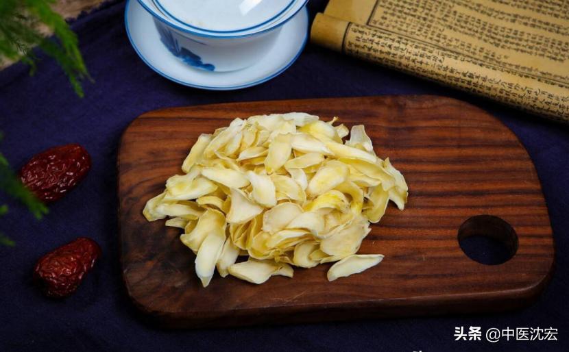 为什么睡起来会口干嘴干,睡到半夜口干舌燥怎样治