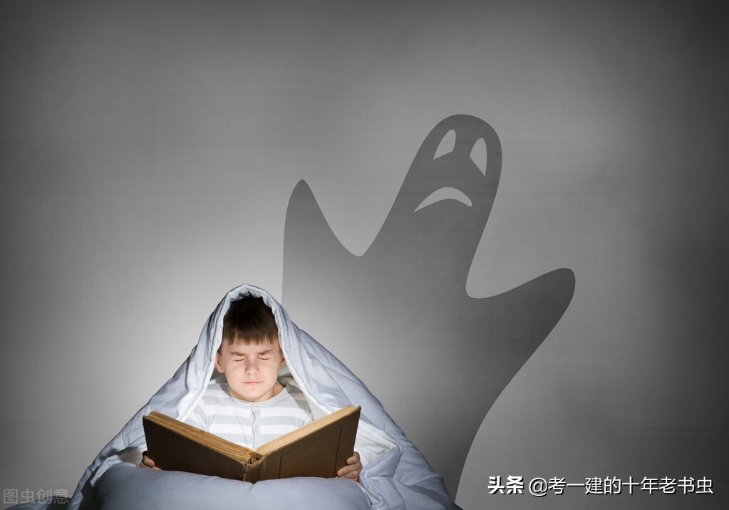 经常感觉被鬼压床是怎么回事,什么是鬼压床什么人容易被鬼压床