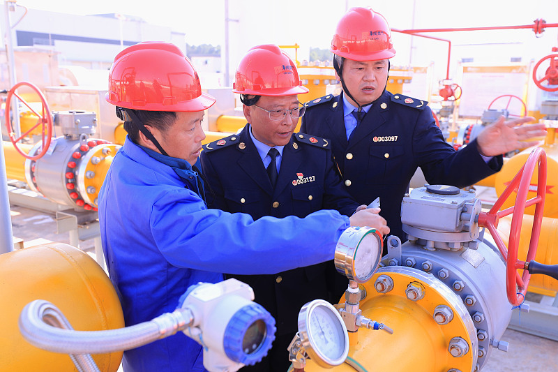 为什么聪明人买房不买中间户,买房时内行人为什么不选6楼