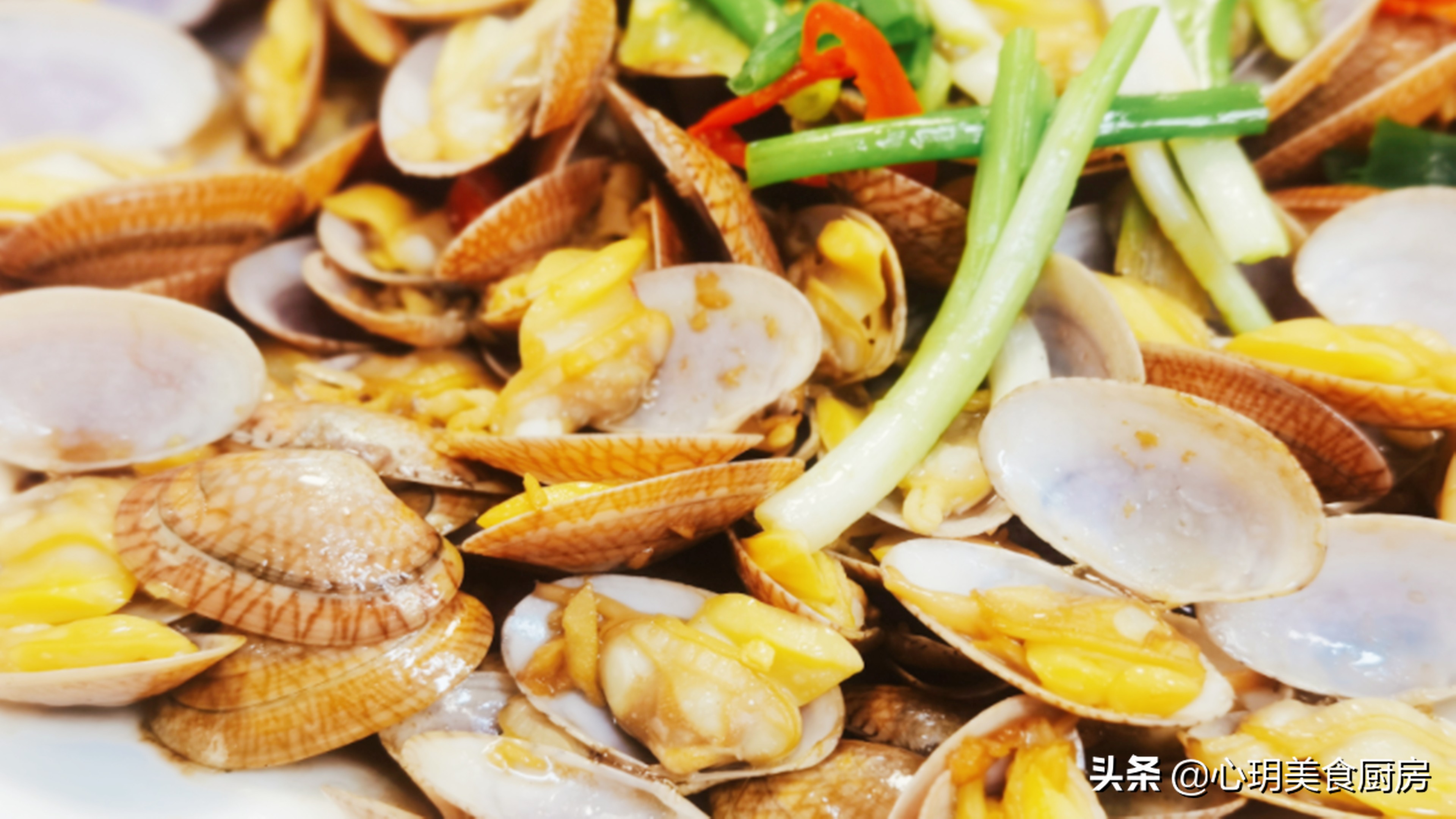 文蛤和花蛤可以一起炒着吃吗,文蛤和花蛤的区别吃起来一样吗