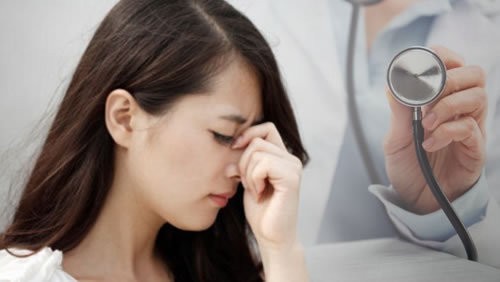 产妇月子期间为什么流泪,产妇为什么月子里会哭