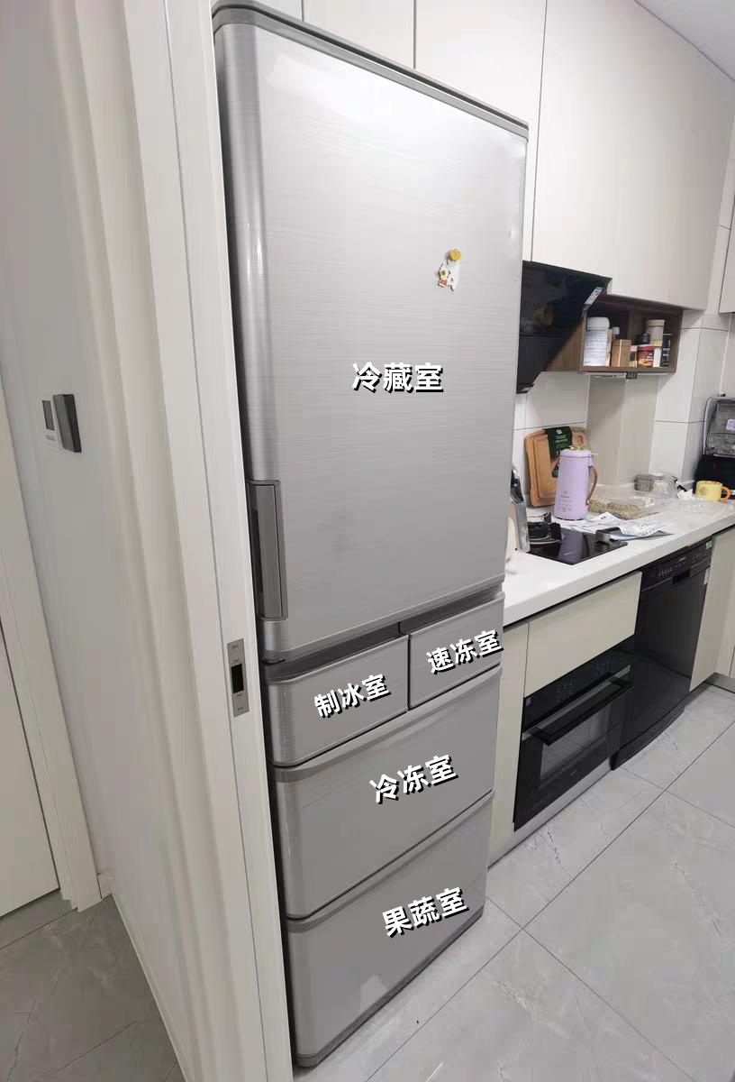 冰箱两门和四门哪种比较好看,小户型冰箱两门和三门哪种实用
