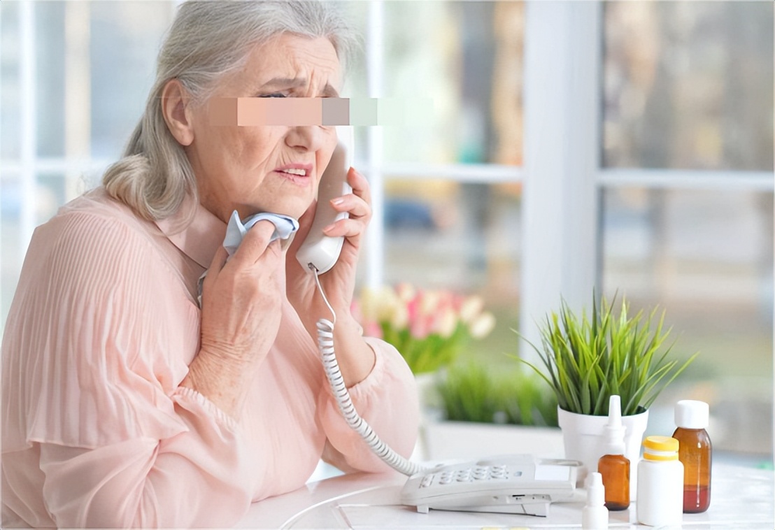 老年艾滋患者逐年增多，原因何在？老年“*交性**易”正在悄悄进行？