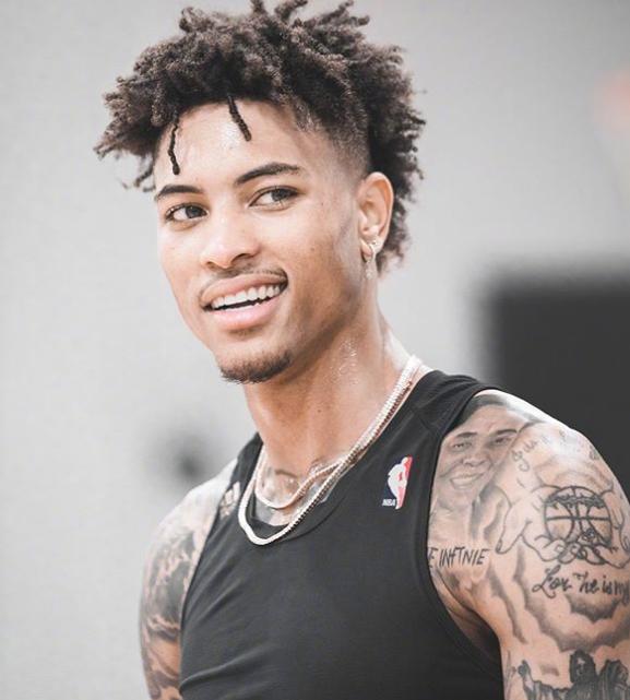 nba状元库兹马,nba帅哥库兹马