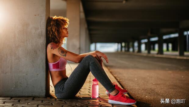 膝盖出问题会小腿麻吗,膝盖出问题脚趾头麻