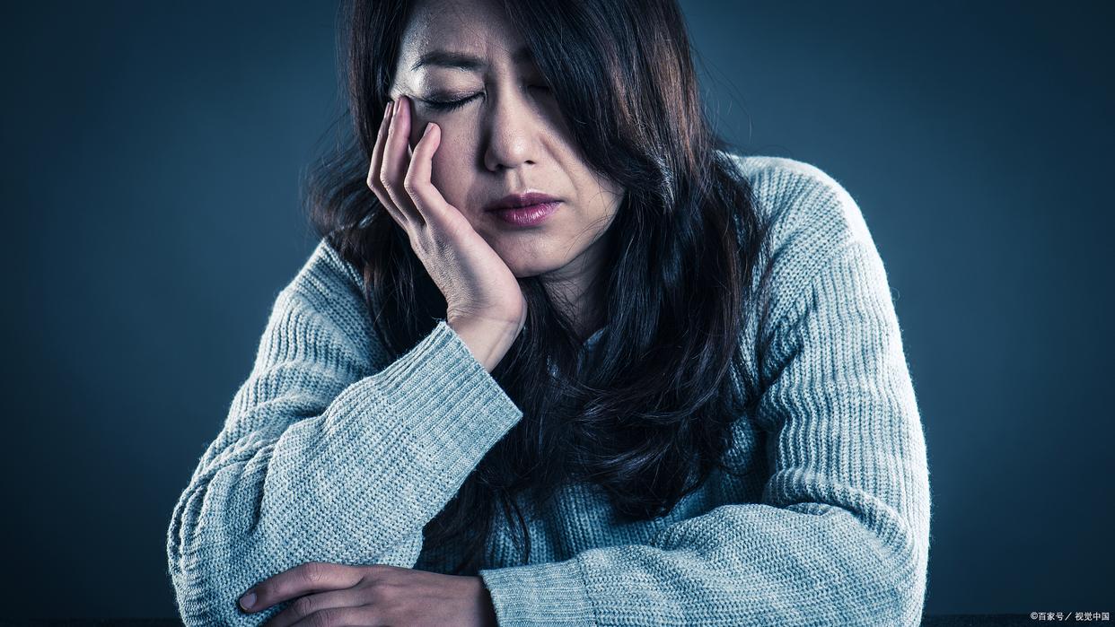 遭遇断崖式分手如何快速走出来,断崖式分手如何才能正确挽回