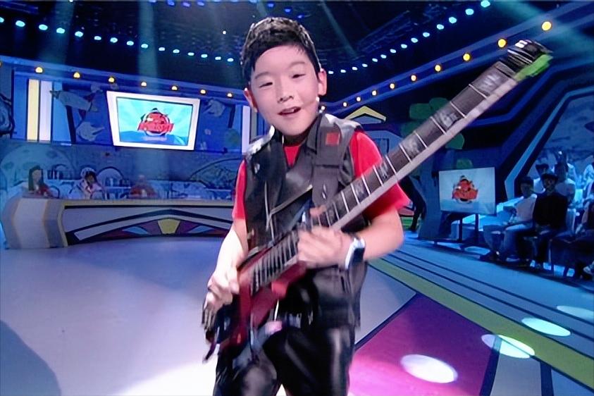 吉他无影手谢豪美国表演,谢豪吉他表演最好新视频