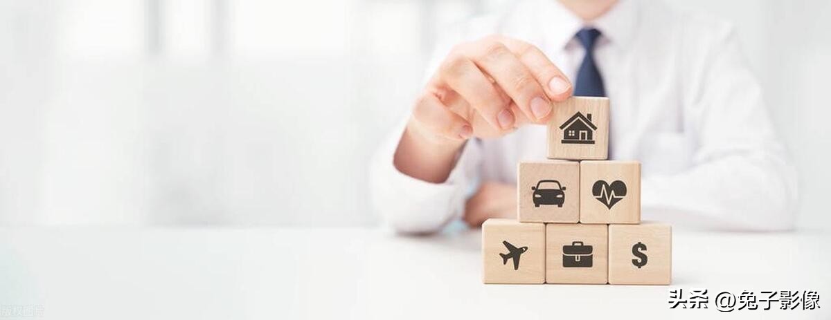 财经小白创业,通缩应该做什么生意