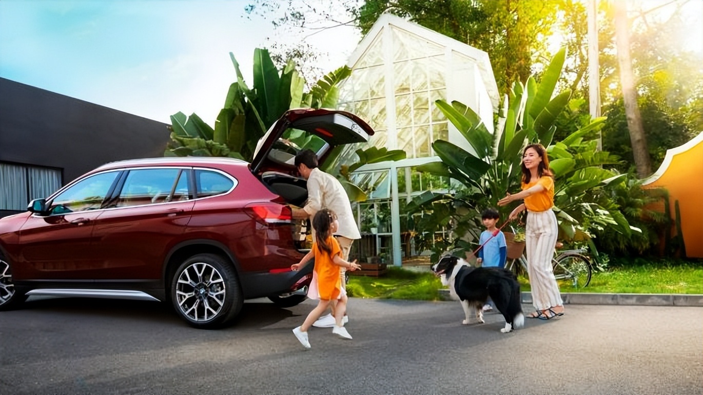 宝马x1三缸动力到底怎么样,宝马x1爱信8at多少时间换变速箱油