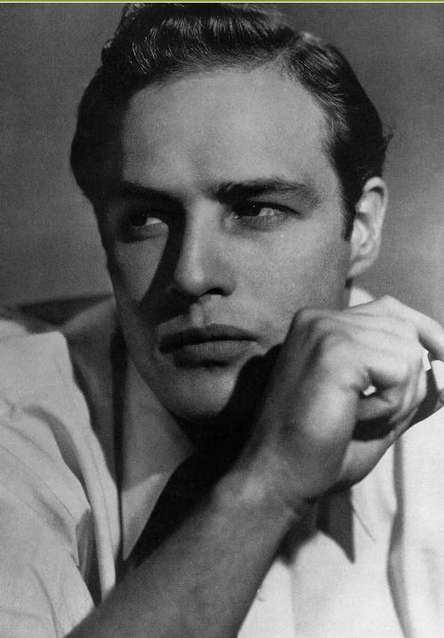 濂借幈鍧炴斁鑽′笉缇佺殑鐢峰,濂借幈鍧炵敺鏄庢槦鏀捐崱涓嶇緛