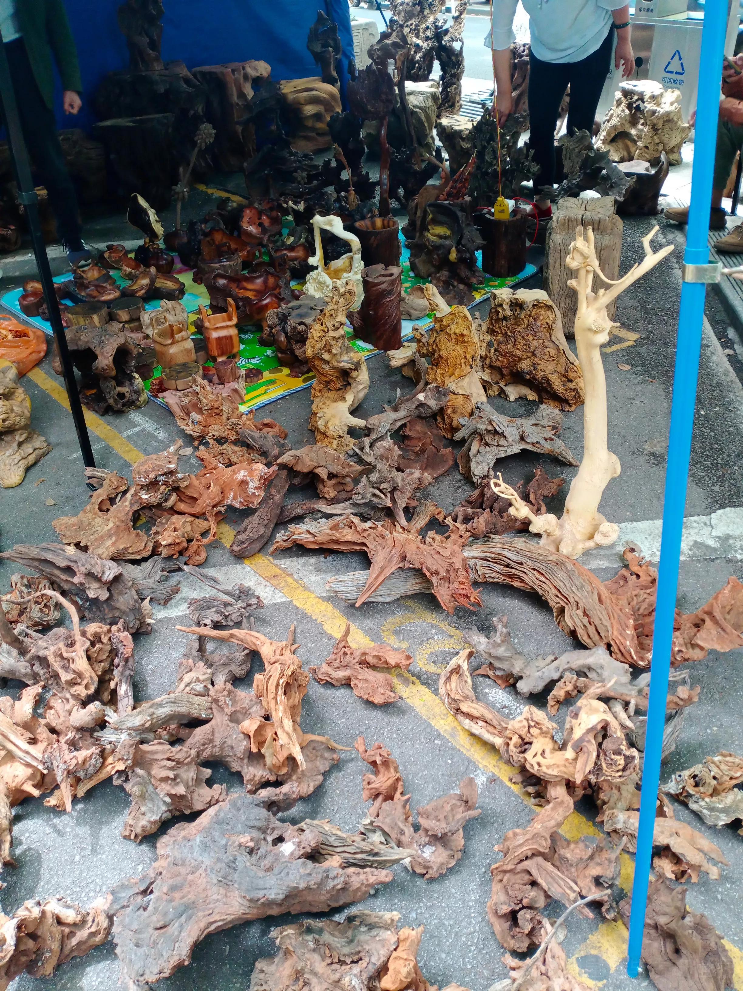 崖柏木雕摆件,崖柏可以做鱼缸沉木吗