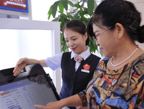 银行柜员上班的真实感受,银行柜员为什么少