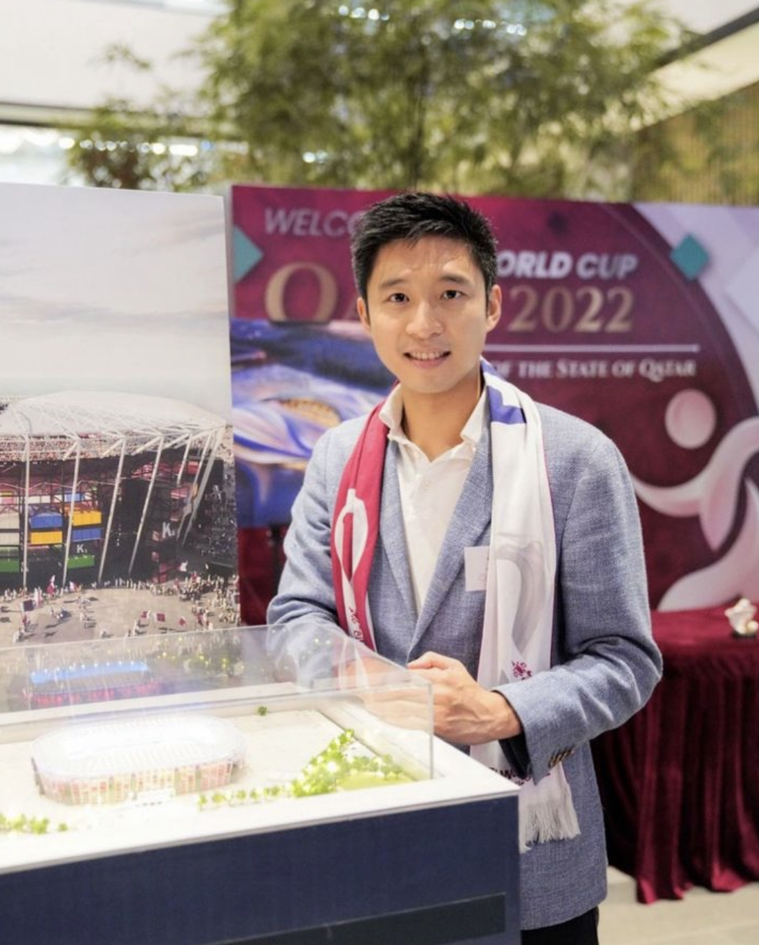 霍启山探望足球,霍启山卡塔尔视频