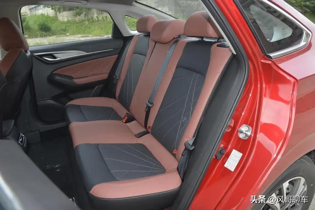 10万左右的逸动plus,长安逸动10万左右都有啥配置