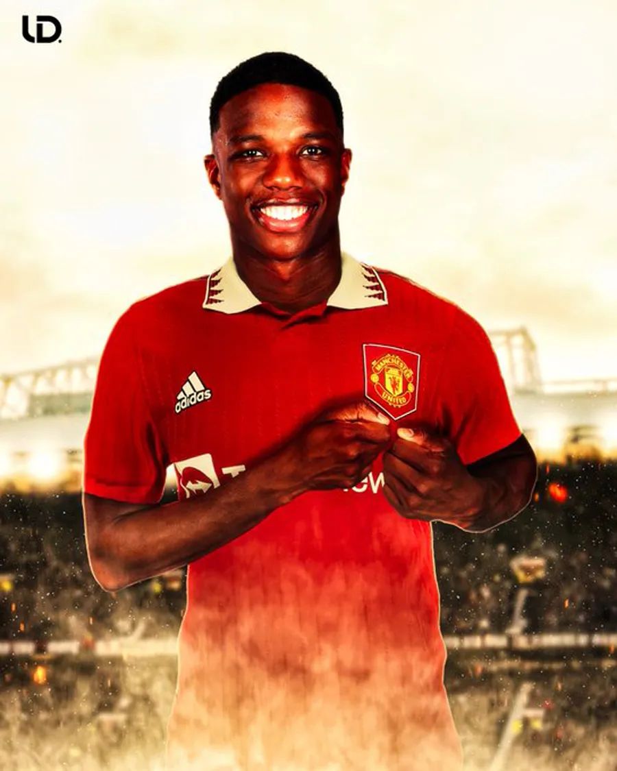 曼联1700万夏窗首签确定，荷甲第二左后卫恐为替补！下一步买中卫