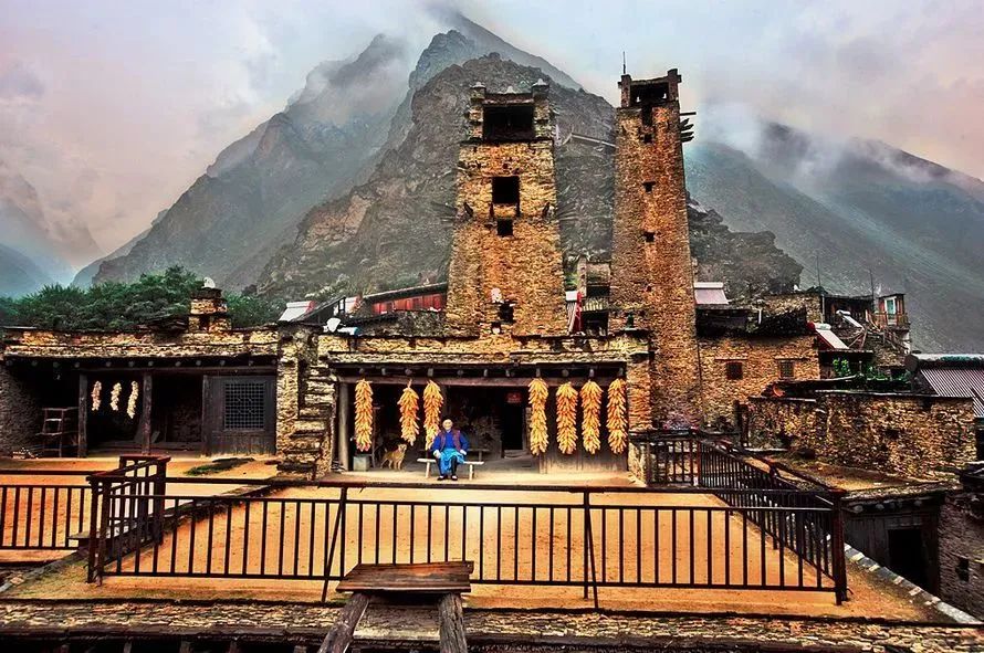 我们赞美四川70年发展变化,真正的四川现状