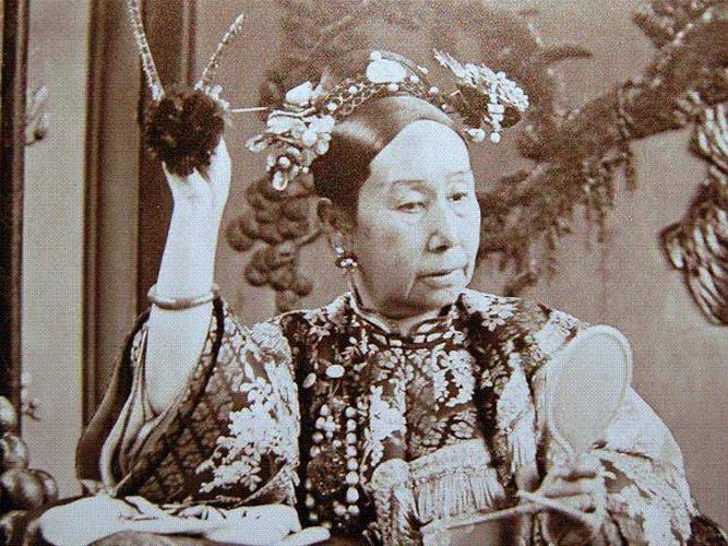 古代妃子为什么和太监相处,古代妃子沐浴是太监伺候吗