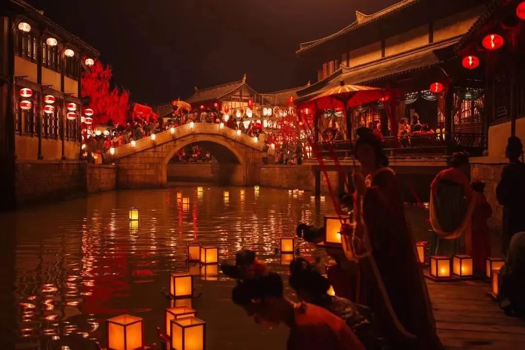 “老鼠爱大米”本周六空降象山影视城大宋奇妙夜