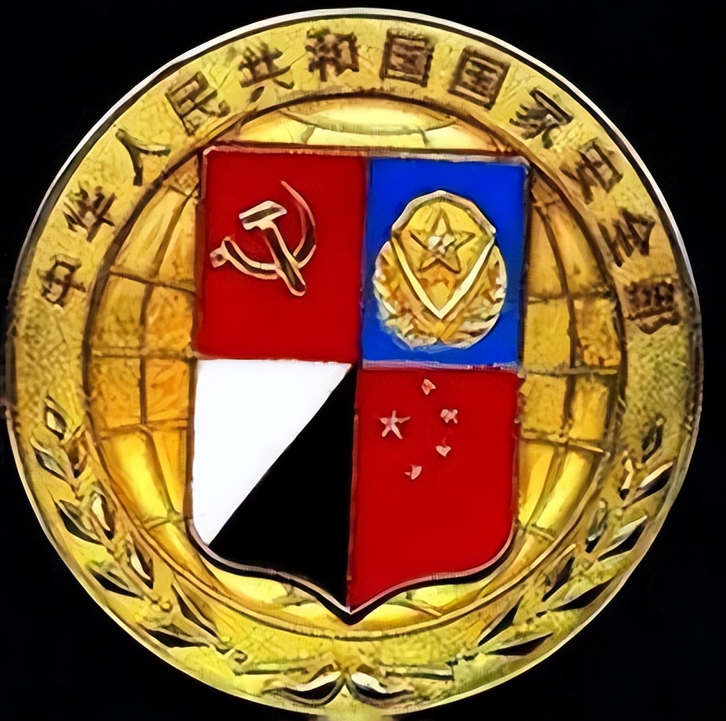 电力局老员工辞职入美籍，项目一投即中，99年忘拿的电脑揭开真相