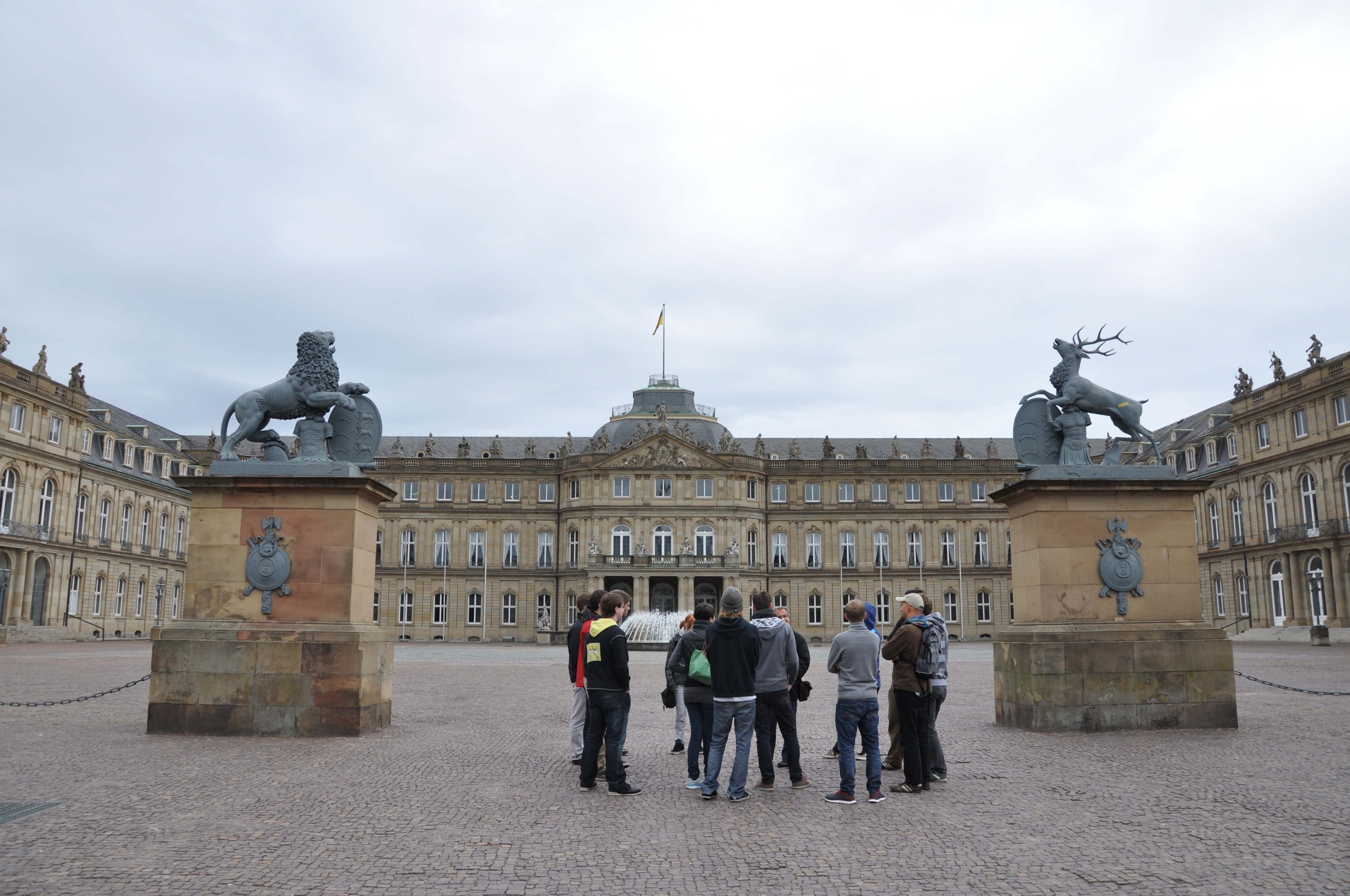 奔驰博物馆斯图加特,斯图加特保时捷展览馆