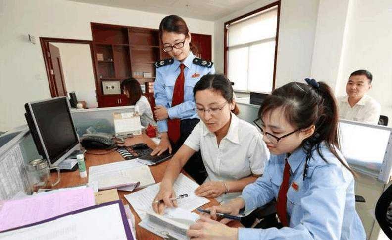 事业单位年薪6万值得继续干吗,事业单位真实年收入