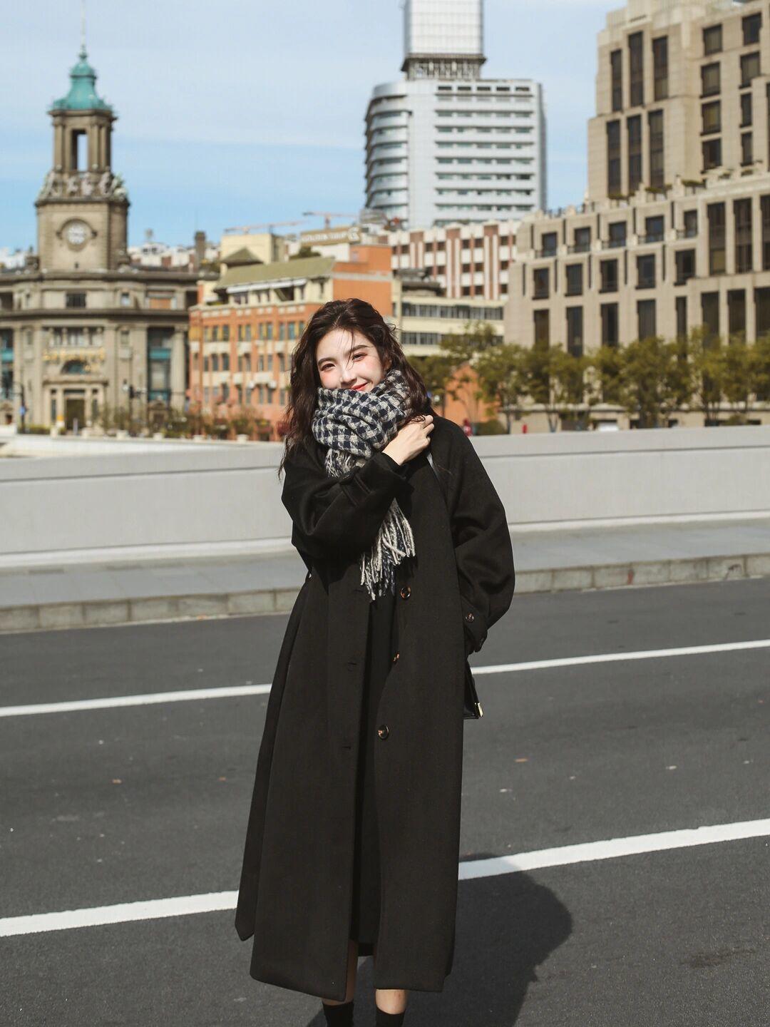 冬天穿什么大衣比较好看20岁,大衣穿搭怎么拍出韩剧女主的感觉