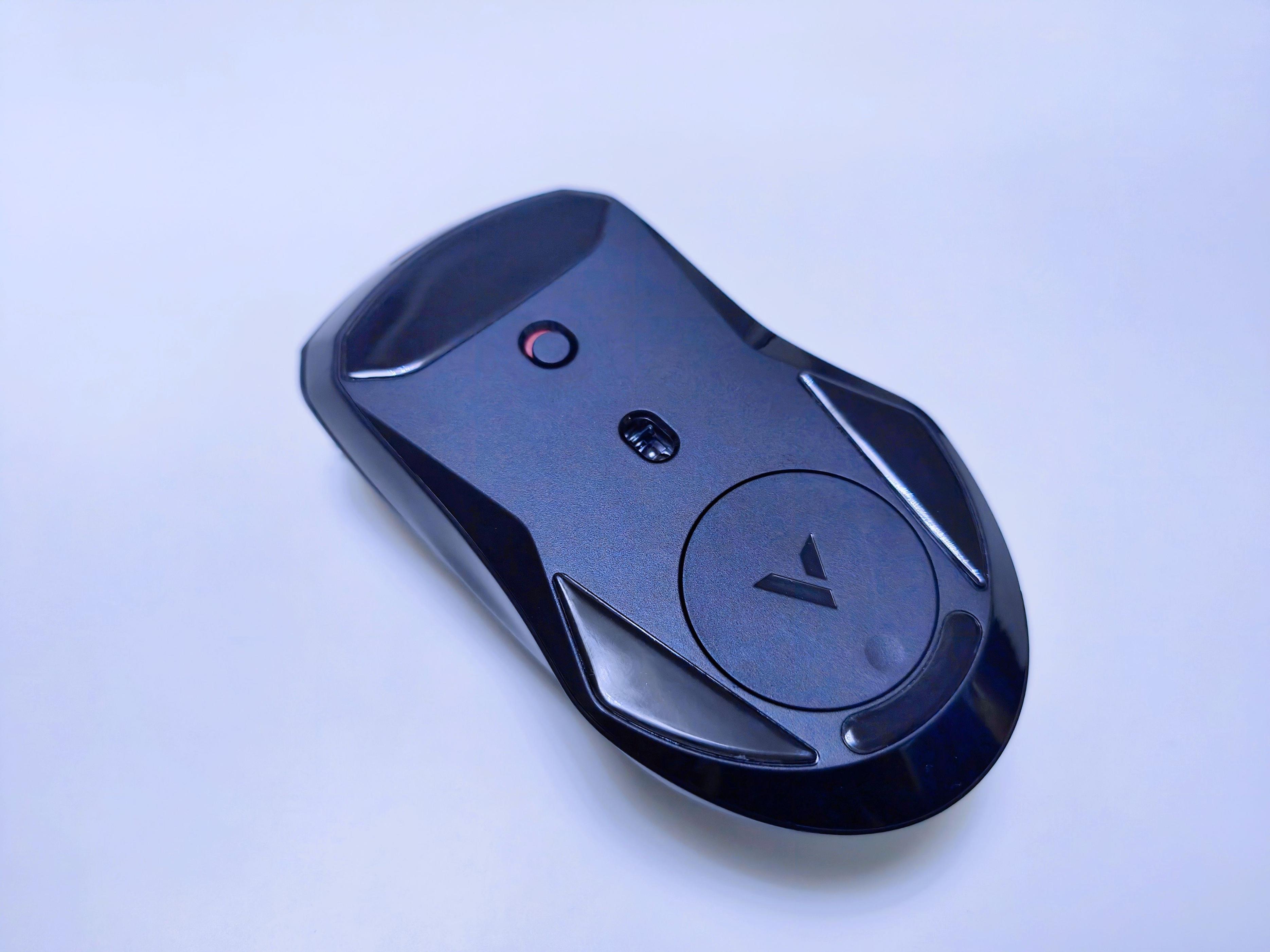 雷柏vt9pro和血手幽灵鼠标,小巧灵敏黑科技雷柏vt9pro鼠标