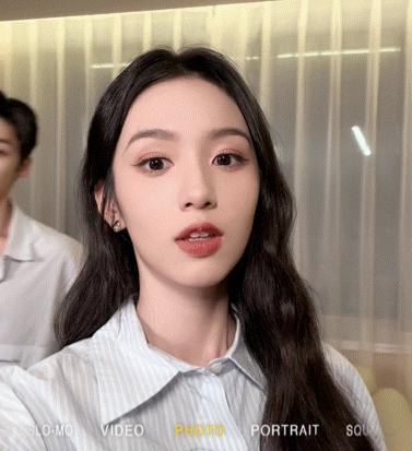 少年白马醉春风侯明昊出圈,侯明昊周也护心直播回放