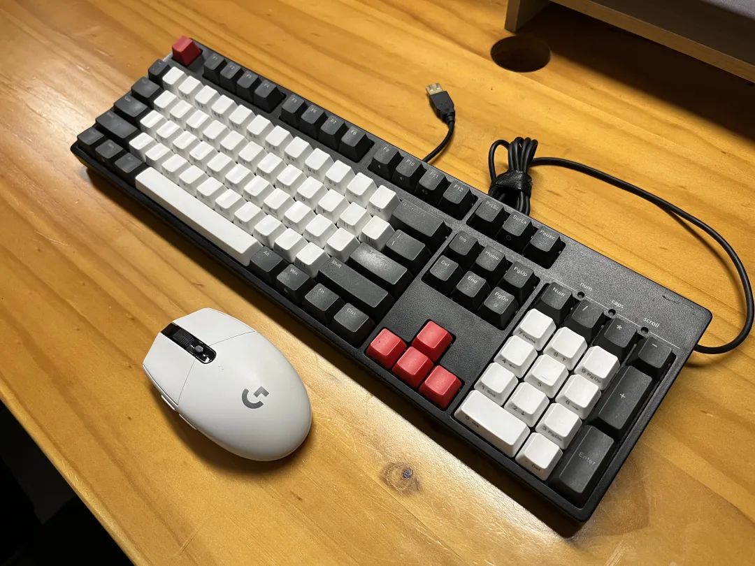 小米和苹果性价比,苹果跟小米哪个性价比高