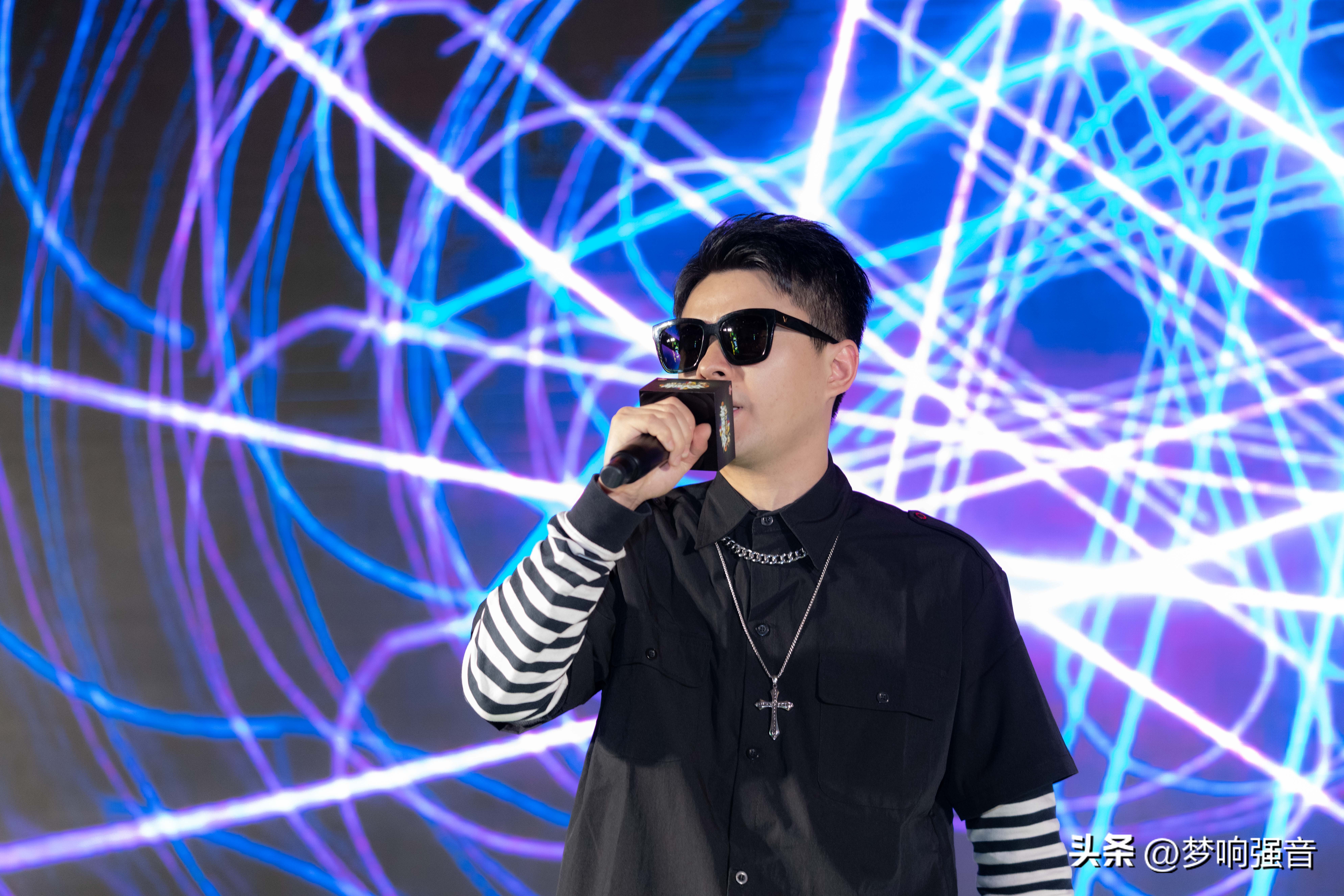 梦响群星齐聚欢庆派对与球迷共赴狂欢足球之约