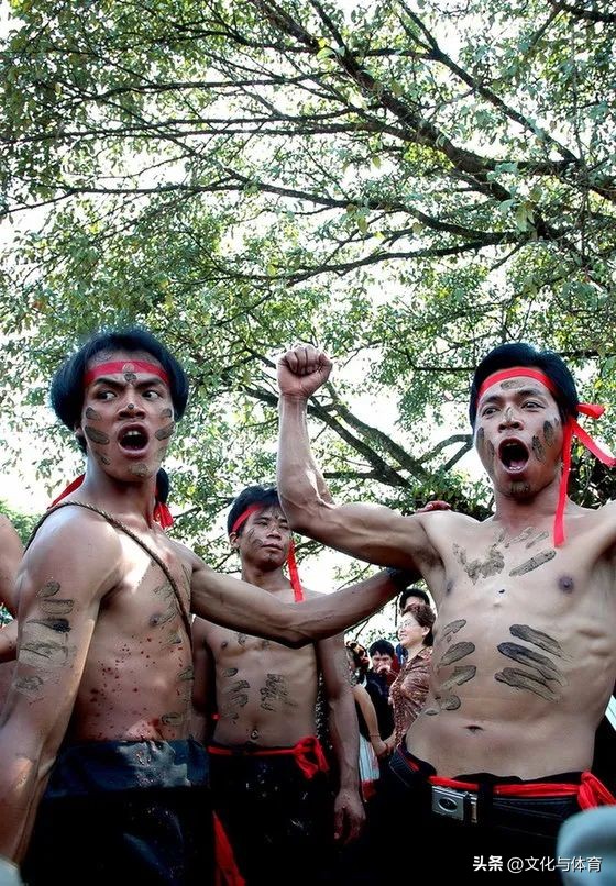 武林传奇丨阿瓦人的摔兽跤术赶跑英国侵略者