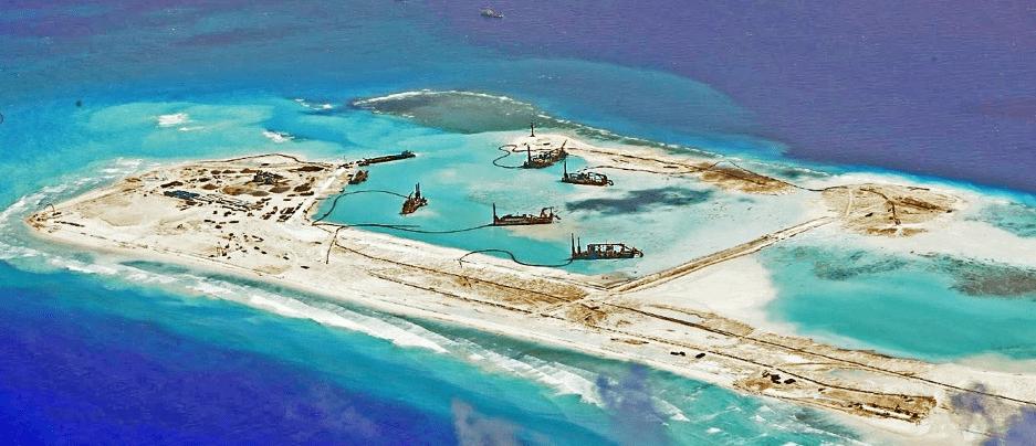 在南海坐滩的菲律宾舰现在咋样了,菲律宾南海最新航母消息