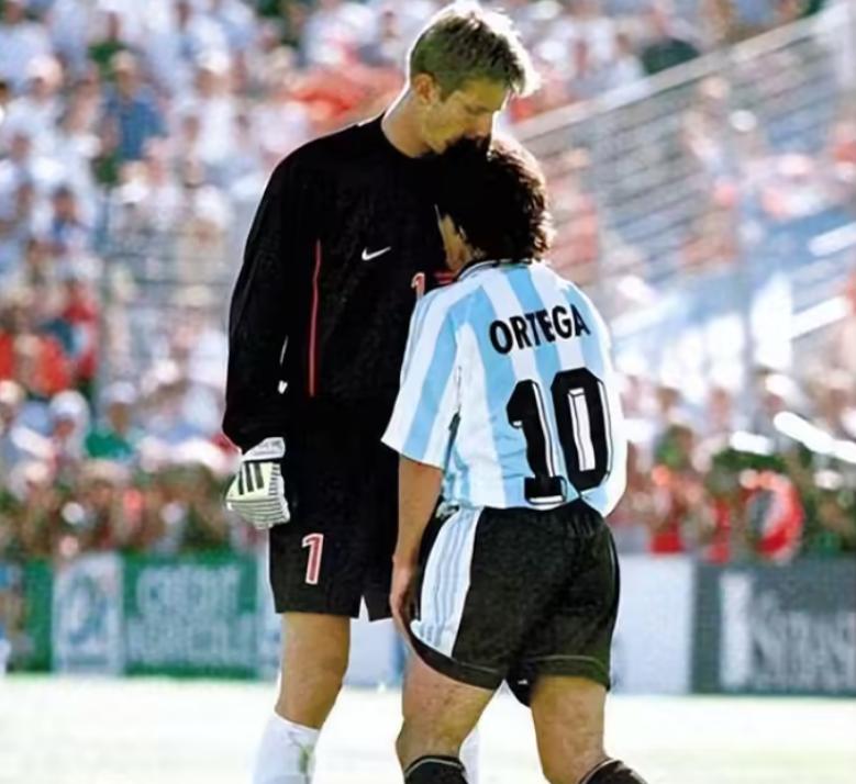 阿根廷战荷兰回放,1998年世界杯经典战荷兰2-1阿根廷