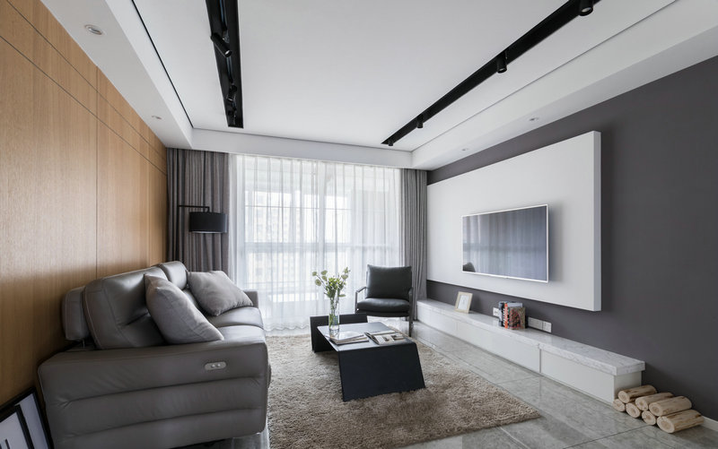 电视挂墙好，还是放电视柜上好？其实二者的区别很大，大家要注意