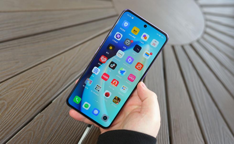 16+512g2k手机哪款最值得入手,新机12+256性价比高的手机推荐